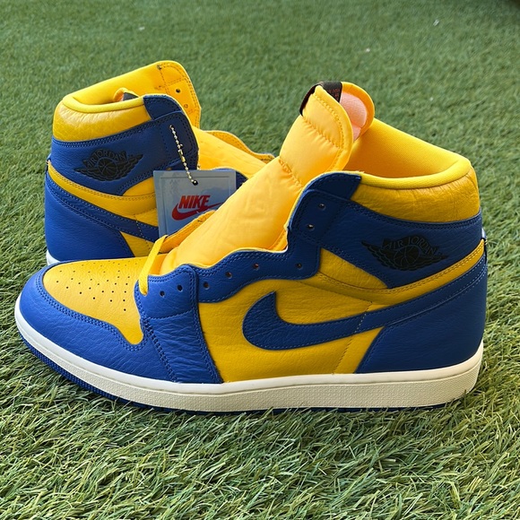 Air Jordan 1 Retro High OG - Picture 1 of 6